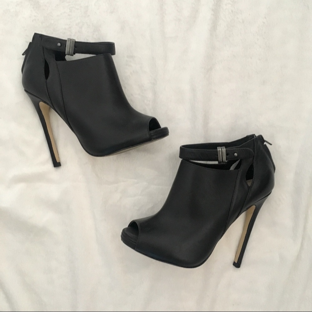 ShoeMint Leila Bootie